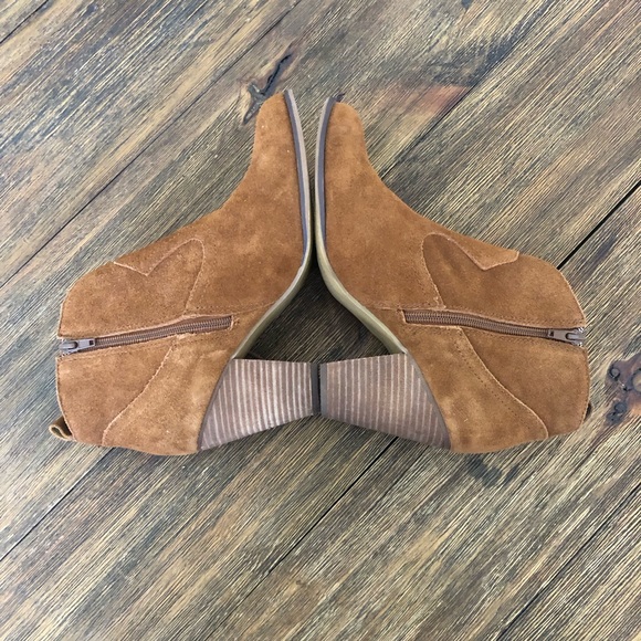 Steve Madden Ohio chestnut suede fringe booties - Picture 5 of 10